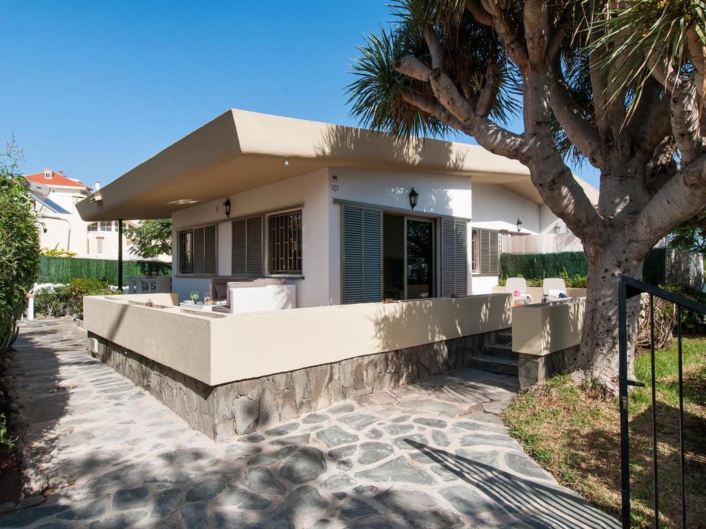 Beach House Adelfas San Agustin Mci מראה חיצוני תמונה